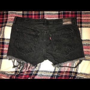 🔥 NWOT LEVIS STRAUSS CUT OFF SHORTS 🔥